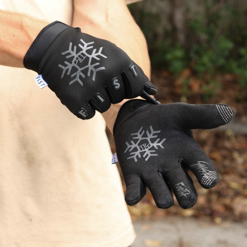 Frosty Fingers - Snow Flake Glove