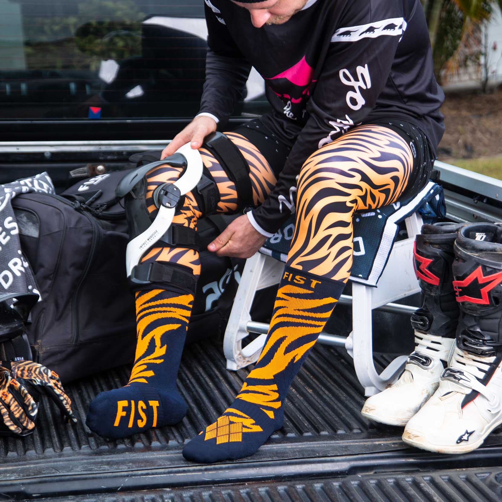 Tiger Moto Sock – FIST Handwear Australia